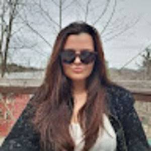 Meet your Posher, Juliana